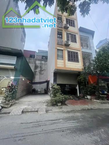 BÁN ĐẤT PHÂN LÔ NGÔ ĐÌNH MẪN HÀ ĐÔNG DT50M2XMT4m GIÁ CHÀO HƠN 12 TỶ  KINH DOANH