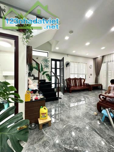 Villa 2 mặt tiền Trần Quốc Toản Quận 3 chỉ 35 tỷ - 3