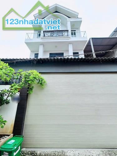 🔥 BÁN GẤP TRONG THÁNG NHÀ 3 TẦNG HẺM XE TẢI NGAY LÊ VĂN VIỆT - 6x12m - FULL NỘI THẤT - 1