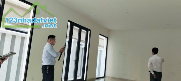 CHỈ VỚI 2 TỶ ĐỒNG CHO CĂN BIỆT THỰ VINHOMES ĐÔNG HÀ QUẢNG TRỊ - 2