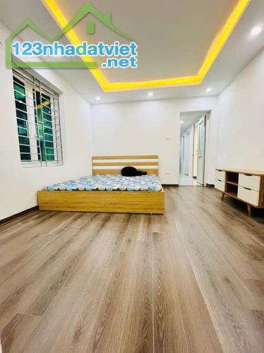 BÁN NHÀ TẬP THỂ THANH NHÀN, T3, 80 M2 (45m2), 3 NGỦ, 2 THOÁNG, NHỈNH 4 TỶ. - 2