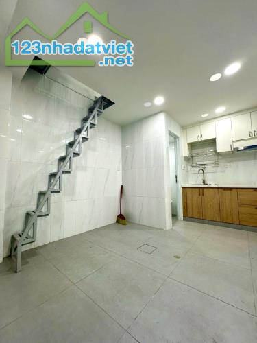 Bán Nhà 3 Tầng Sử Dụng 38m2 Hẽm 3m Ko QH Gần 4 Xã Chỉ 1 Tỷ 6 - 1