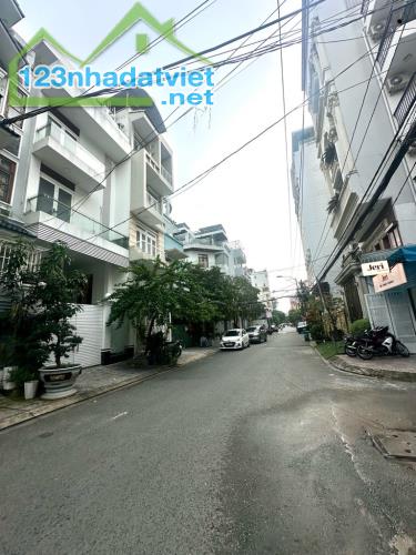 Bán nhà đẹp ở ngay MT Đường số 36, xe hơi ngủ nhà, P.Tân Quy, 68m2, 5T, khu hiếm nhà bán.