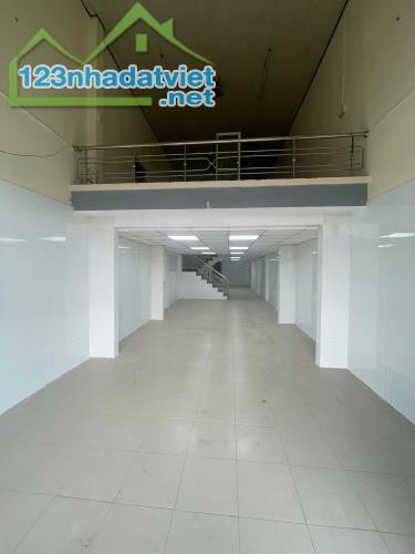 CHO THUÊ NHÀ 2TẦNG 180M2, KINH DOANH MẶT TIỀN QL1A-TÔN ĐỨC THẮNG P.HÒA AN - 3