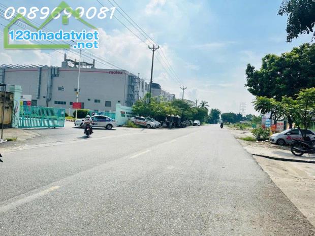 Bán đất đấu giá Sáp Mai Võng La Đông Anh 69,1m2 gần cầu Thượng Cát - 1