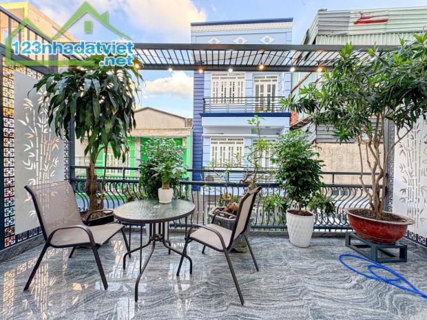 bán nhà quận 7 nguyễn thị thập. Dt: 5 x 12m, 2 lầu, sân thượng, hoàn công đủ - 1