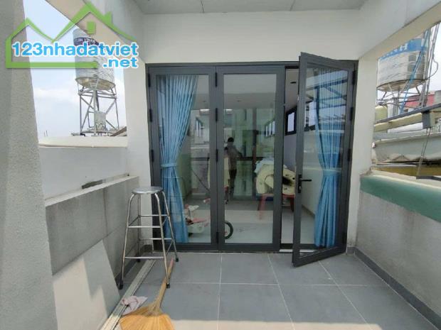 BÁN NHÀ 5 TẦNG - HẺM XE HƠI - DƯƠNG QUẢNG HÀM - P6 GÒ VẤP  - 43 M2 - NHỈNH 6 TỶ - 3