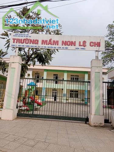 Bán Đất Thôn Sen Hồ, Xã Lệ Chi, Gia Lâm 55m Đất, mặt tiền 5.4m, giá 3.7 tỷ.