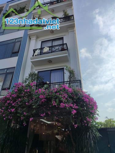 GẦN CẦU TRẮNG HÀĐÔNG MẶT PHỐ ÔTÔ TRÁNH CHẠY VÒNG QUANH - Ô TÔ DỪNG ĐỖ - 38m2 x 4T x 3.5tỷ