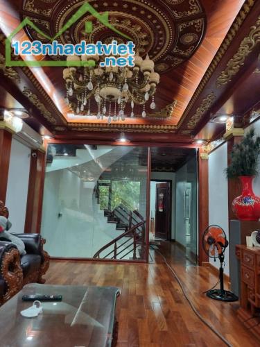 GẦN CẦU TRẮNG HÀĐÔNG MẶT PHỐ ÔTÔ TRÁNH CHẠY VÒNG QUANH - Ô TÔ DỪNG ĐỖ - 38m2 x 4T x 3.5tỷ - 2