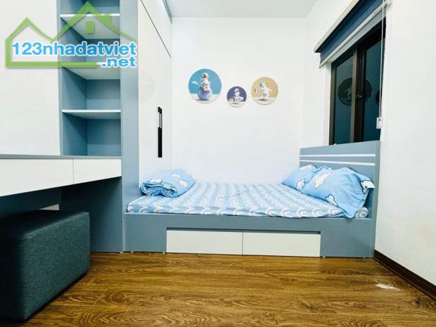 Siêu đẹp nhà Phương Canh, gần Mỹ Đình 3km xây 5 Tầng, 4 phòng giá nhỉnh 4 tỷ