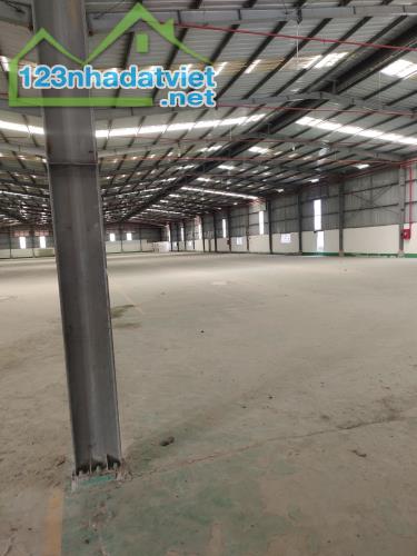 Cho thuê 4.000 m2 , Kho Xưởng Bến Cát , PCCC tự động , giá 250 tr/tháng - 1