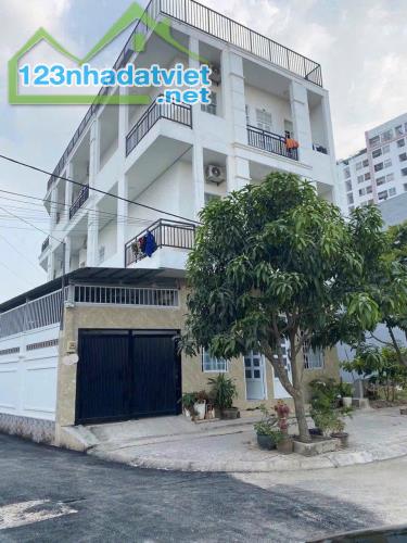 Cần bán căn hộ dịch vụ doanh thu 35tr/tháng đường 22 phường Linh Đông, Cách vành đai 2 200