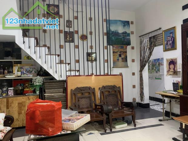 NHÀ GÒ VẤP,GIÁ HÓC MÔN-XE HƠI ĐỔ CỬA - 2