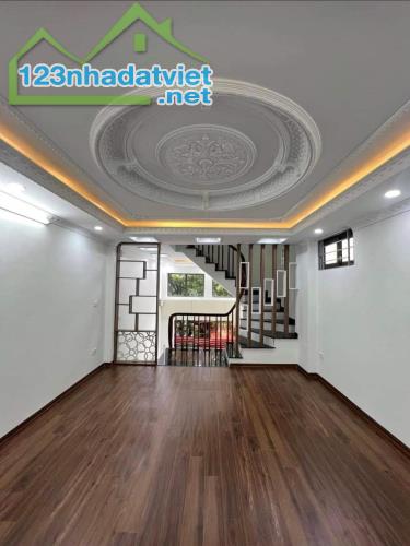 Bán nhà mặt ngõ Xuân Phương 36M 5 Tầng, 5 phòng, ngõ ô tô qua nhà giá 5.9 tỷ - 1