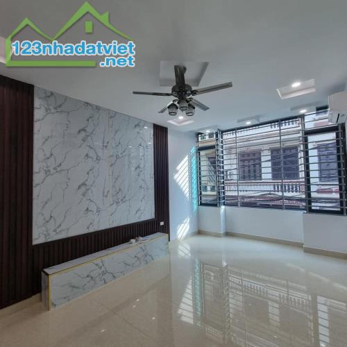 Bán nhà mặt ngõ Xuân Phương 36M 5 Tầng, 5 phòng, ngõ ô tô qua nhà giá 5.9 tỷ - 2
