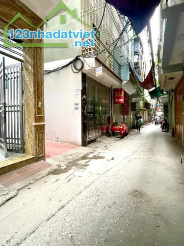 Bán nhà mặt ngõ Xuân Phương 36M 5 Tầng, 5 phòng, ngõ ô tô qua nhà giá 5.9 tỷ - 5