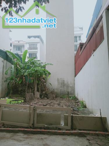 Bán đất dịch vụ Văn Khê, Hà Đông 50m2 ô tô kinh doanh không lỗi gì 11 tỷ nhỉnh