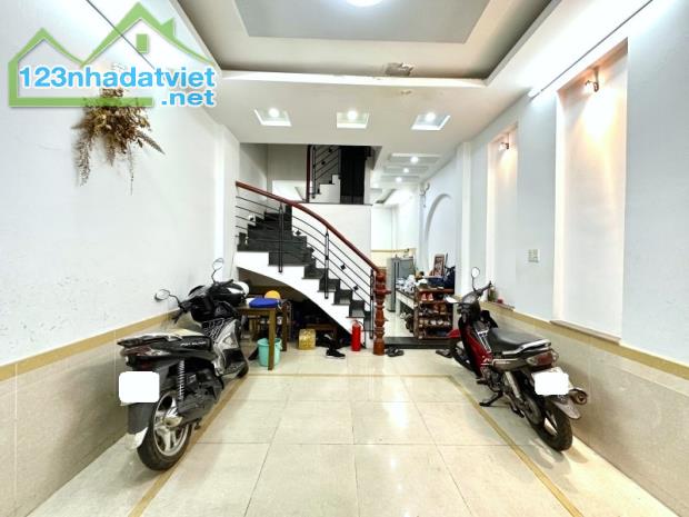 BÁN NHÀ PHAN ĐĂNG LƯU, TT PHÚ NHUẬN, HXH THOÁNG, GARA, TIỆN ÍCH VIP, 40Mx5PN MỚI, 7.x TỶ - 4