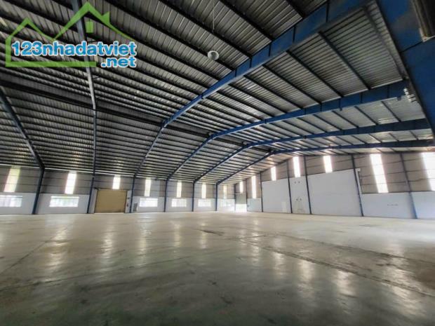 Cho thuê 2.500m2 kho xưởng khu Sản Xuất Cụm Công Ngiệp Tân Uyên