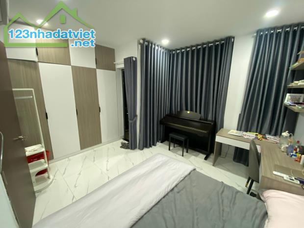 XE HƠI NGỦ TRONG NHÀ BÙI ĐÌNH TÚY 58M2, 4 TẦNG, NGANG 4.7M, 4PN, NHỈNH 8 TỶ. LH 0386372900 - 3
