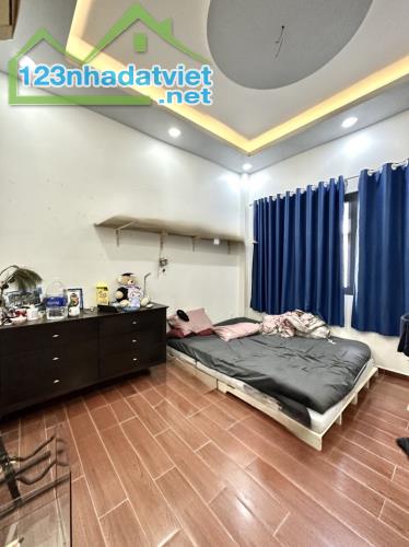 🏠🏠 Bán Nhà Đường Nguyễn Đình Chiểu Phường 4 Quận 3 DT 48m2 GIÁ 7.6Ty  🏠🏠