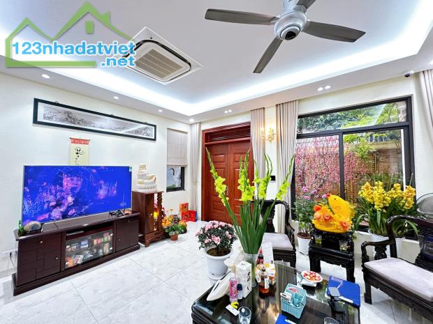 ĐẸP! YÊN LẠC DÂN XÂY ĐẲNG CẤP SỐNG GARA ÔTÔ 2 THOÁNG KINH DOANH 162m2 6T THANG MÁY MT 6.7m - 1