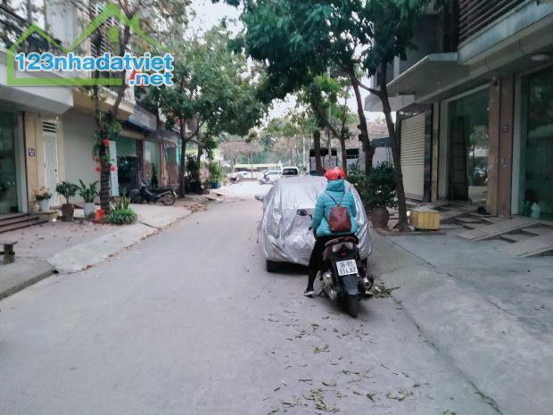 BÁN ĐẤT PHỐ LÊ TRỌNG TẤN_HÀ ĐÔNG_PHÂN LÔ_ĐỐI DIỆN KHU ĐÔ THỊ PARKCITY_DT:50M_GIÁ:8,6 TỶ