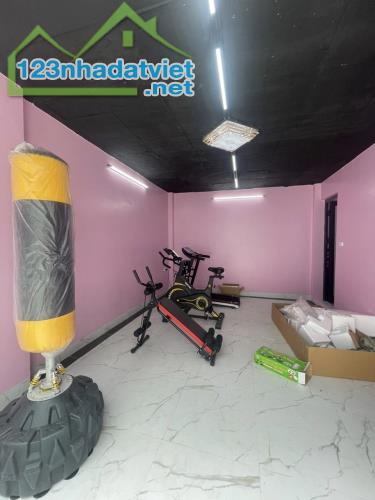 (MẶT PHỐ) Bán Nhà MP Nguyễn Khang 55mx6T thông sàn THANG MÁY KD VP 50tr/1 tháng MT 6m 15 - 1