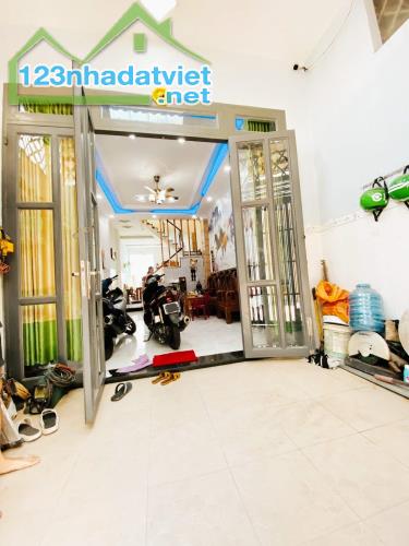 HƯƠNG LỘ 2 HẺM 5M ĐẬU Ô TÔ THOẢI MÁI 66M2 3 TẦNG CHỈ 5.6 TỶ - 5