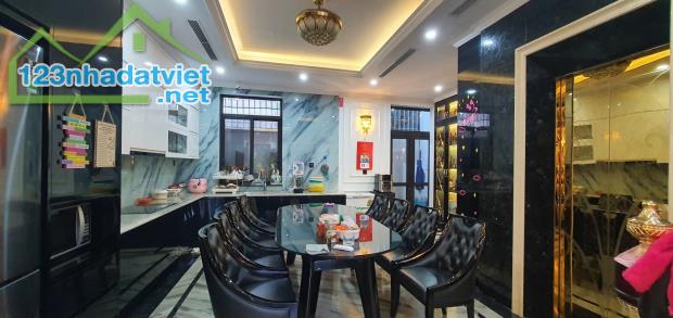 VINHOME GARDENIA HÀM NGHI - MỸ ĐÌNH - VỈA HÈ Ô TÔ TRÁNH 5 T -THANG MÁY - DT 107 GIÁ 34 TỶ. - 5