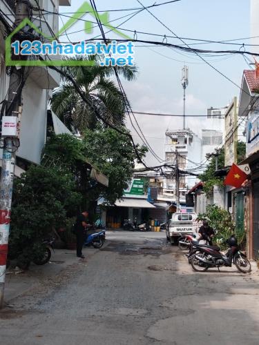 Bán nhà hẻm 8m sát mặt tiền đường Nguyễn Tư Giản, P.12, 4 x 14, 5 lầu giá 6.2 tỷ tl