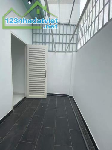 CHỦ GỬI CẦN BÁN GẤP NHÀ HẺM ÔTÔ 56m²-2tỷ550 (TL)Đ. Tân Hoá, P.1, Quận 11 sổ - 1