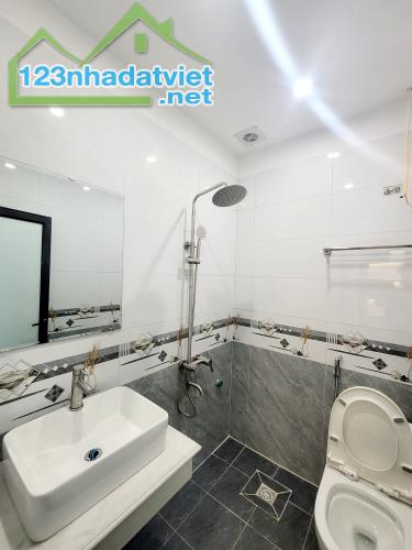 Bán Nhà Tây Mỗ,Nam Từ Liêm 40M 4 Tầng,đường lớn-ô tô đỗ gần,nội thất đẹp - 1