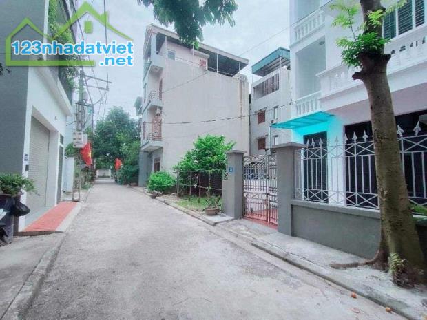 BÁN GẤP ĐẤT ĐẸP NGỌC THỤY – LONG BIÊN, 100M2, MT 5M, Ô TÔ THÔNG, KINH DOANH. GIÁ 11.5 TỶ