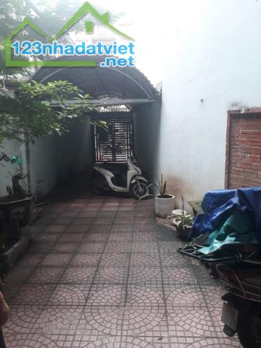 Mặt phố kinh doanh,  139m2 , 3 tầng , giá rẻ 22 tỷ - 3