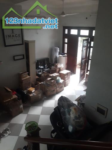 Mặt phố kinh doanh,  139m2 , 3 tầng , giá rẻ 22 tỷ - 2