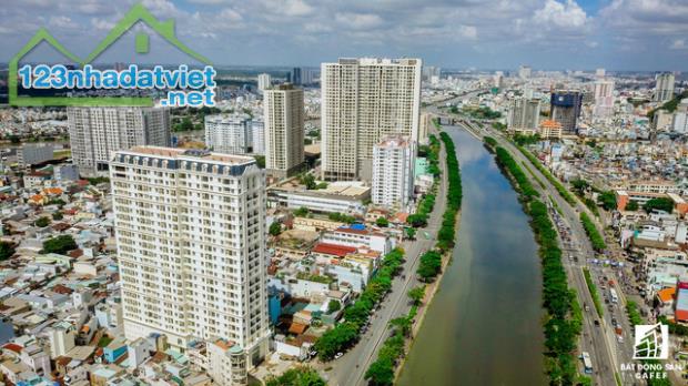 Cần bán căn hộ xinh Grand Riverside 50m2 full nội thất trung tâm Sài Gòn - 4