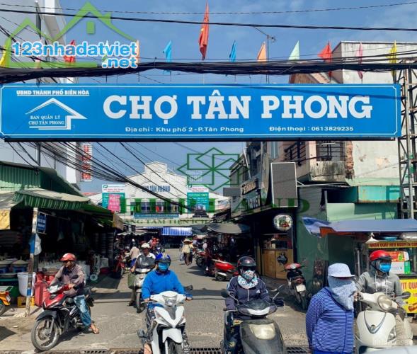 BÁN RẺ NHÀ ĐẤT TÂN PHONG SỔ HỒNG RIÊNG THỔ CƯ ĐƯỜNG THOÁNG, RỘNG SÂN ĐẬU 2 OTO - 10