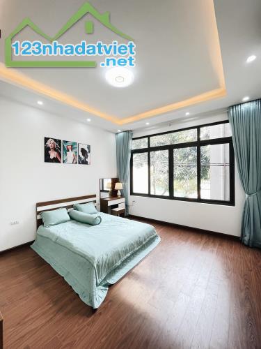 Bán nhà tại Kim Chung 32m2 ngõ rộng ô tô đỗ Gần xây mới 4tầng giá 3,85 tỷ - 1