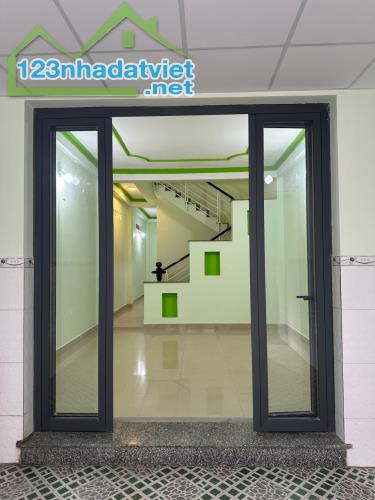 Chủ gửi bán nhanh Nhà Góc 2 Mặt Tiền Hẻm Thông Ô Tô Đường Nguyễn Trung Nguyệt, P. Bình Trư