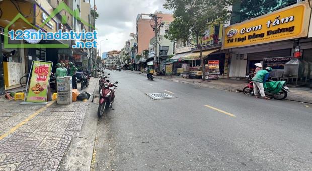 Nhà 3 tầng Trần Văn Đang, Quận 3, gần vòng xoay Dân Chủ. 36m2. Giá chỉ 3 tỷ 6 - 1
