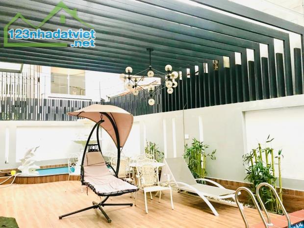 Bán Biệt Thự Hồ Bơi Đường Xuân Thủy,Quận 2,DT16x24=380m2-Trệt 2 Lầu Sân Thượng-Giá 100 Tỷ - 4