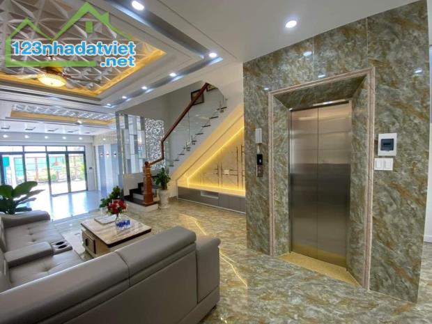 Bán nhà đẹp full nội thất - Huỳnh Tấn Phát Q.7 - 5.2*22.5M - 4 tầng thang máy, nhỉnh 11 tỷ - 3