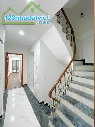 💥 MẶT PHỐ TRÍCH SÀI, MẶT HỒ TÂY, 107M2 5T MT 6M, CHỈ 68 TỶ 💥