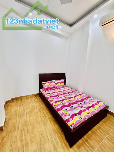 HẺM ÔTÔ VÀO TẬN CỬA BÁN NHÀ 2 TẦNG ĐƯỜNG THỐNG NHẤT P11 QUẬN GÒ VẤP