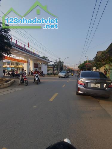 88m2 chỉ 1ty5 sát trường mầm non đồng trạng cổ đông cách ql 21 200m FPT 2km DHQG 1,5KM