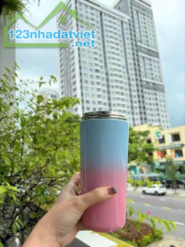 VỊ TRÍ KINH DOANH VIP RẺ NHẤT 2 tầng mặt tiền TRẦN HƯNG ĐẠO mới tanh - 3