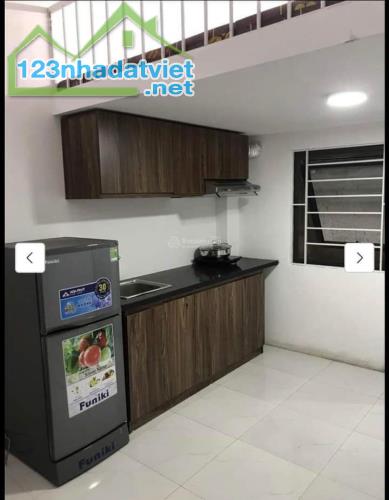 Bán toà CCMN ngõ 215 Định Công. Hoàng Mai DT 138m x 8T. Mặt tiền 8M. Giá 18.4 tỷ - 2