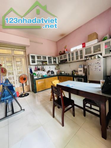 Bán nhà Xuân Thới Đông 3, Hóc Môn, Hẻm xe tải vào nhà chỉ 4.4 tỷ TL. - 1